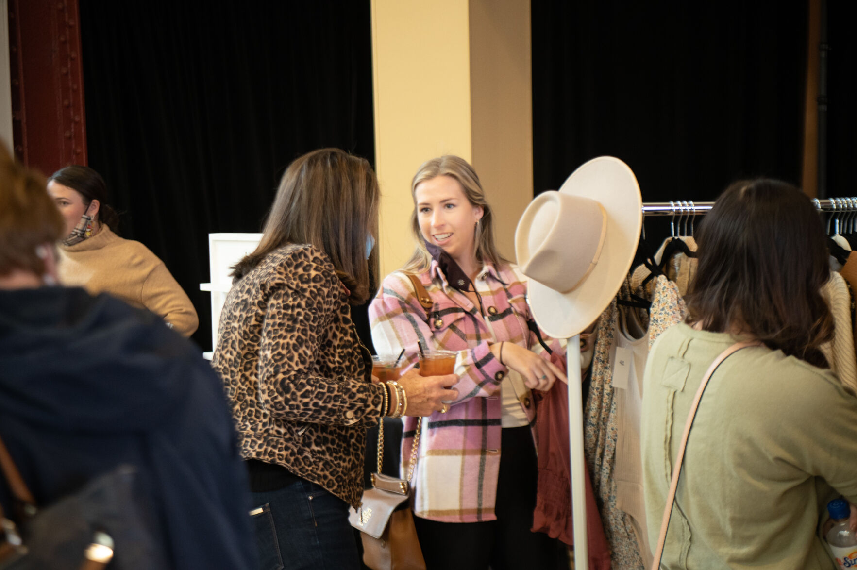 Holiday Pop & Shop at Union Station